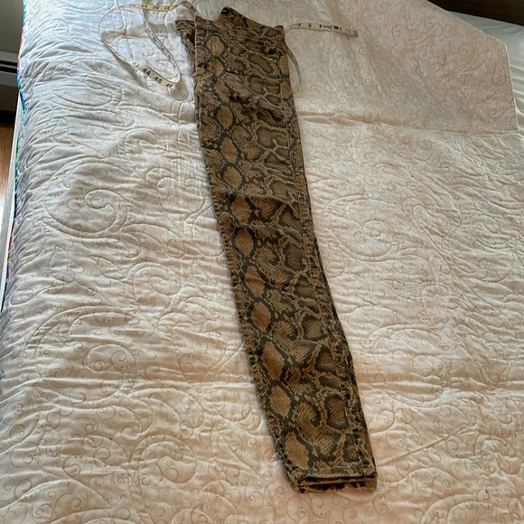 Zara snake print jeans in size 8 - Picture 2 of 7